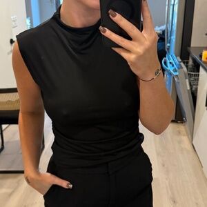 Black Cap Sleeve Top